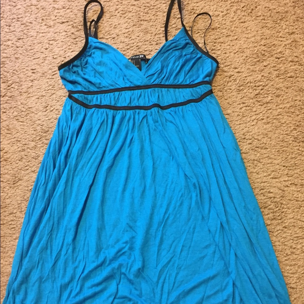 Forever 21 dress, NWOT, size small.